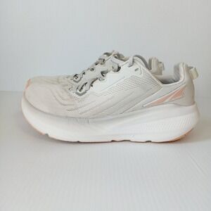 Altra FWD Experience Womens 9 Light Gray Peach Running Shoes AL0A85PW224